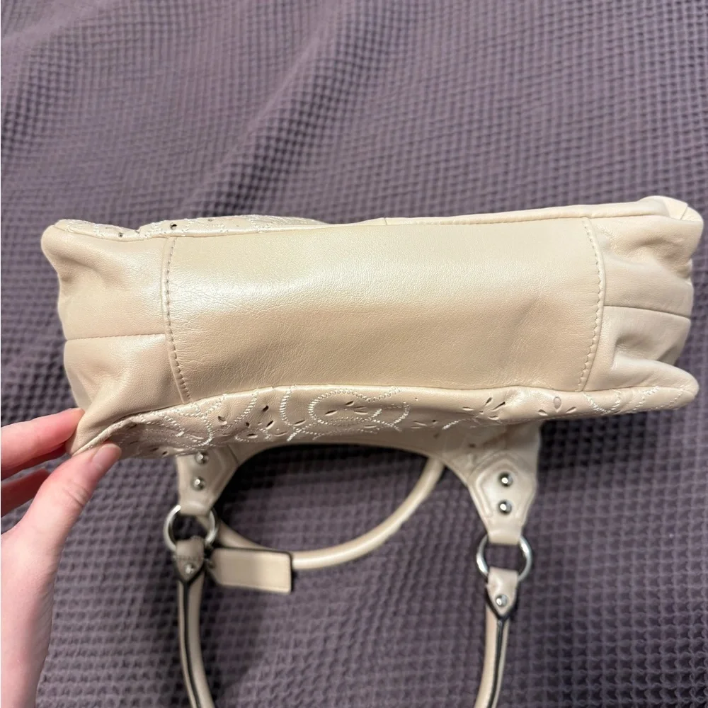Coach Pink Pearl Cream Floral Cutout Tote Bag - Picture 2 of 5